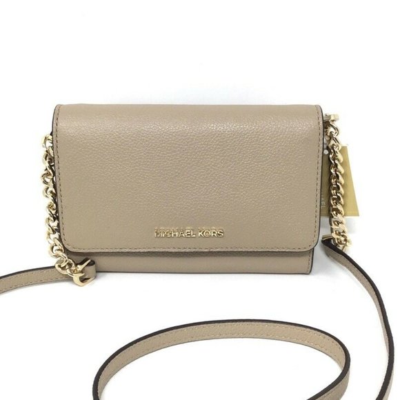 Michael Kors Handbags - Michael Kors Jet Set Travel Pebbled Leather Conver